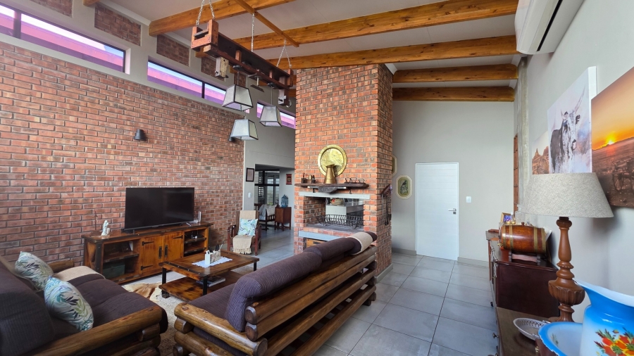 3 Bedroom Property for Sale in Hopefield Western Cape